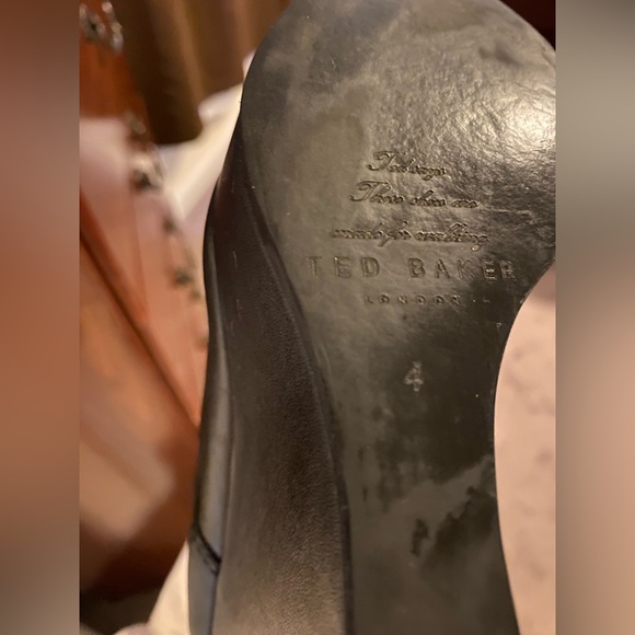 Ted Baker London | black leather ankle boots size 4 - Picture 7 of 7